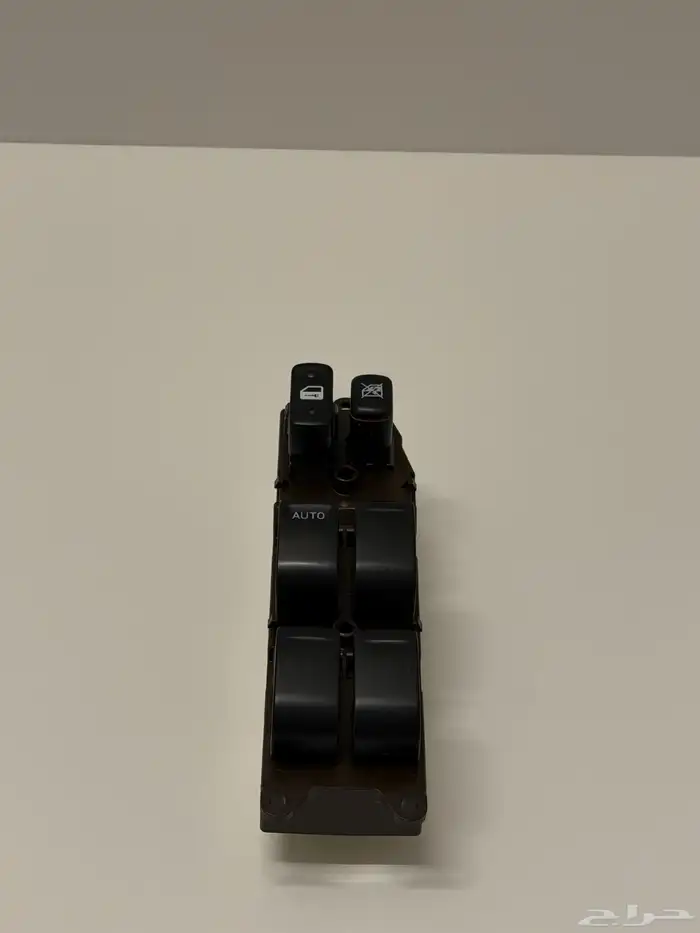 سوتش الدرايش لاندكروزر 1998 - 2002 3