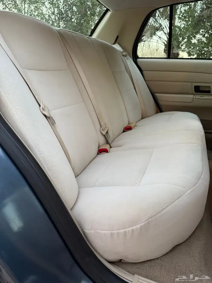 فورد كراون فكتوريا 2011 كحلي سعودي شد بلد عداد قليل 73