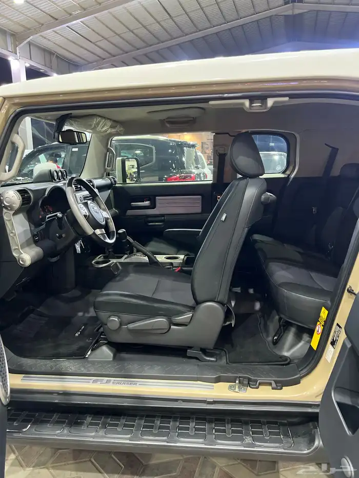 تويوتا اف جي 2022 فل كامل وارد الساير ماشي 78 الف 9