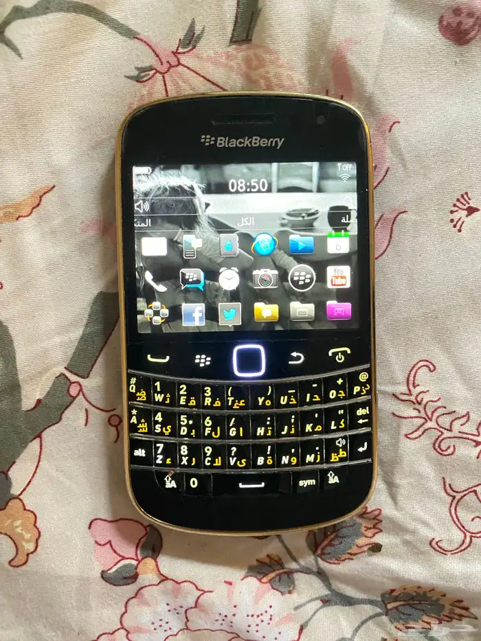 للبيع جوال بلاك 9900بيري على الشرط وتقدر تجرب الجوال 0
