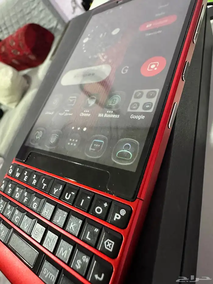BlackBerry Key2 Red Edition 3
