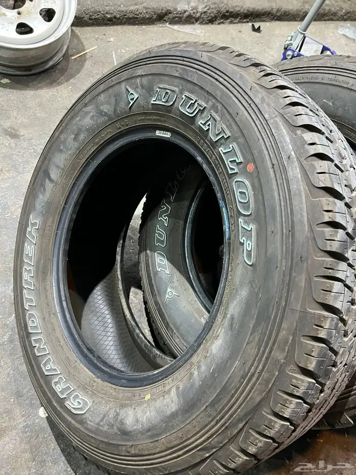 كفرات دنلوب وكاله جيب مقاس 285 65 17 6