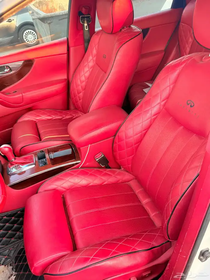 انفنتي FX50s مصدوم 10