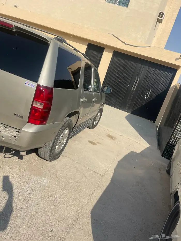 تاهو 2010 مرشوش كامل عشان الفحص السيارة مشدودة 2