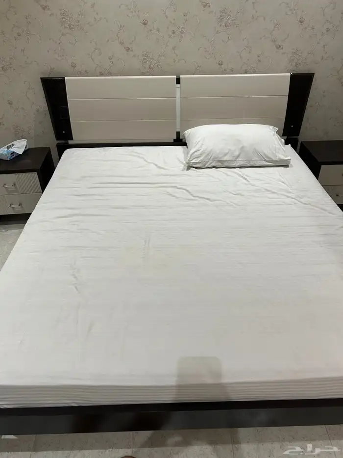 غرفة نوم للبيع 0