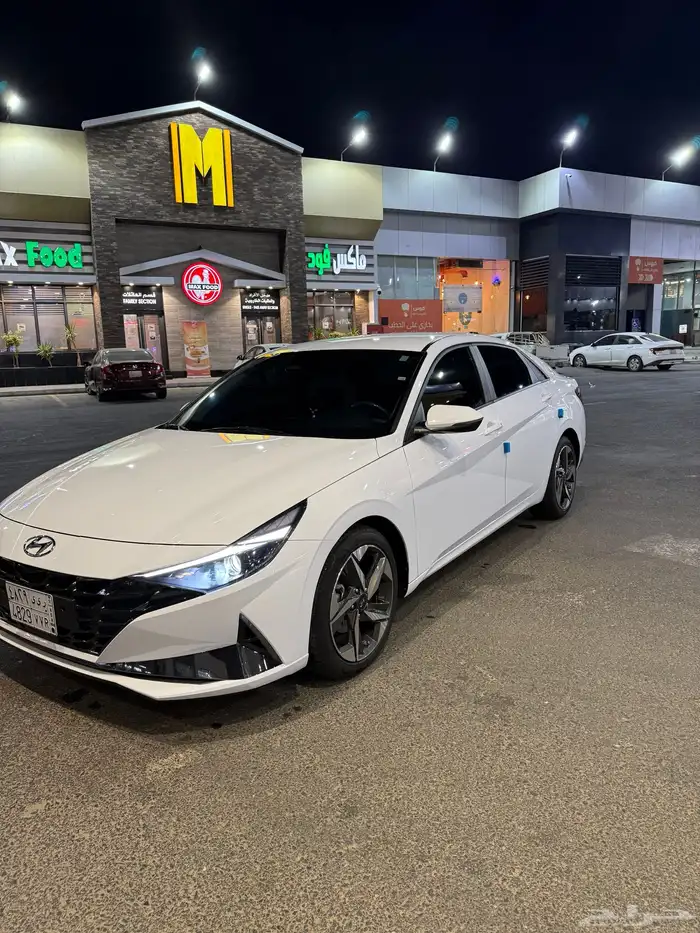 النترا أفانتي 5