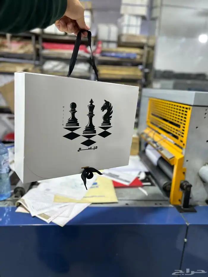 أكياس عبايات بوكس. كروت. ستكر. ورق تغليف 47