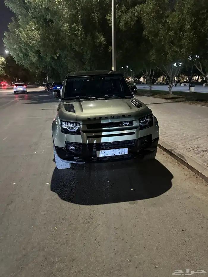 ديفندر 2022 p400 110 2