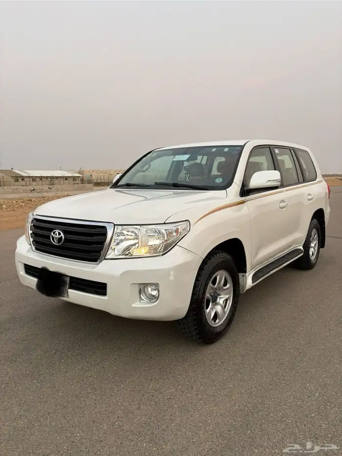 جيب لاند كروزر2015 1
