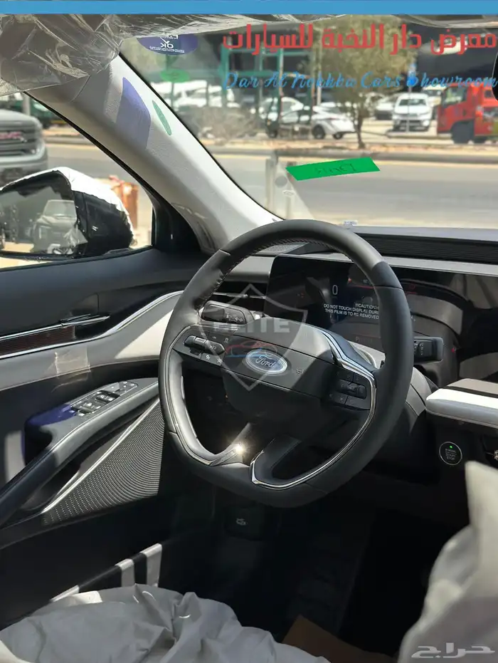 فورد تورس تيتانيوم 2026 11