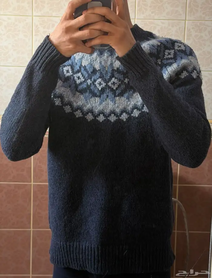 كنزة من براند بهولو رالف لورن مصنوعة من الصوف بنسبة 100 5