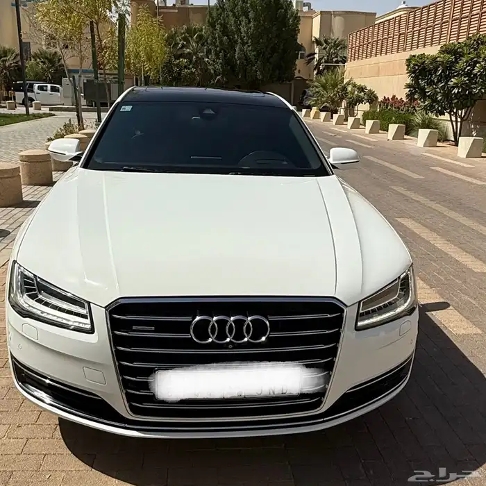 أودي A8 2015 ممشى قليل 1