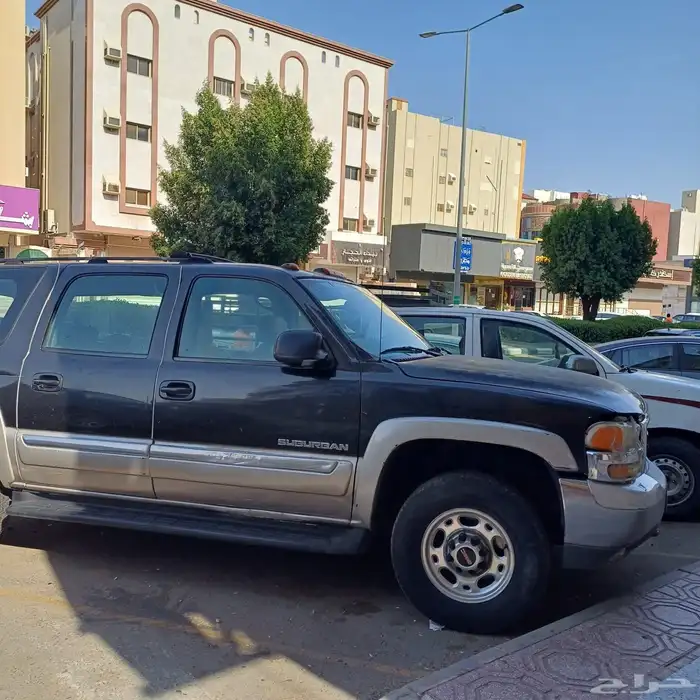 سيارة جي ام سي 2004 0