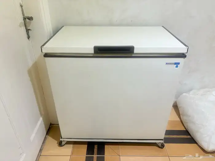 فريزر نضيف للبيع شرط 0