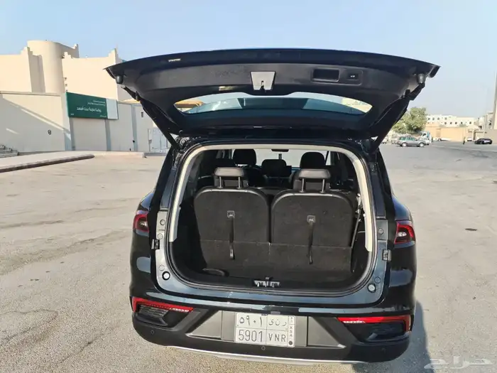 جيلي اوكفانجو 27