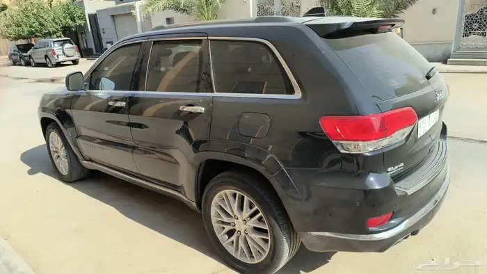 جيب جراند شروكى 2018. سوميت ديزل 4