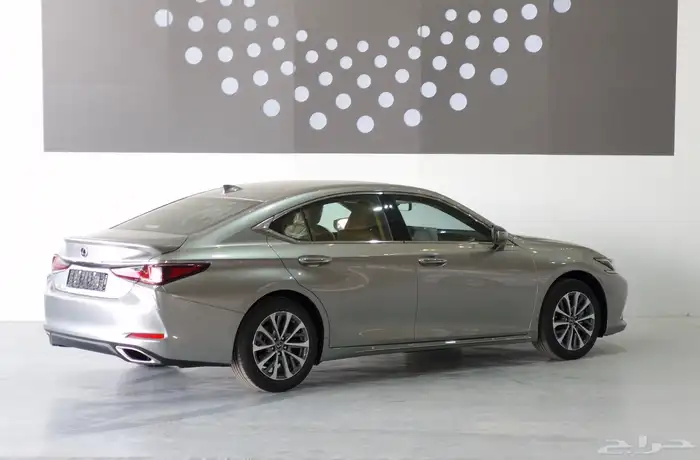 لكزس ES350فئةCA الساير 2025(197900) بضريبة عروض نهاية العام 1