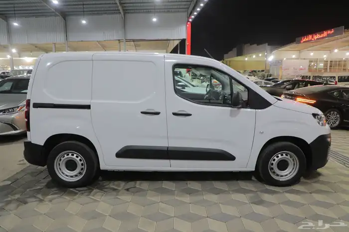 فان بضاعه ستروين برلنجو ديزل 2024 شبه الجديد 4