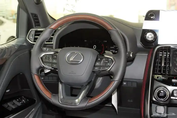 لكزس - LX600 BB - خليجي - 2025 - فل كامل - 25 سماعه 35