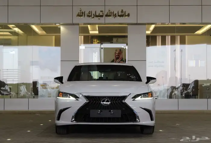 لكزس - ES250 AA-خليجي-2025-جناح-تشغيل عن بعد-ازياق جانبيه 14