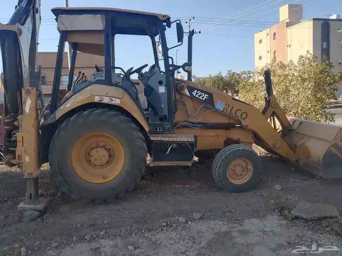 عرجا كتربلر عادي مقاس 422F2 موديل 2015 6