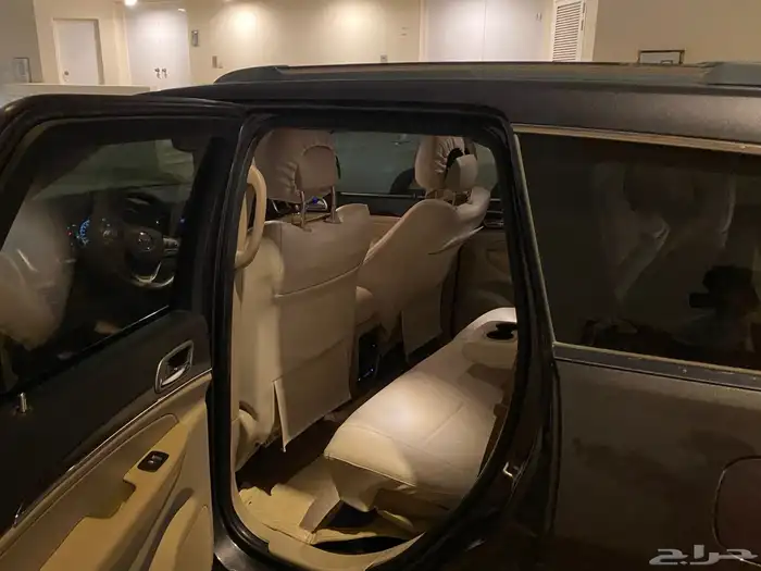 جيب شوروكي موديل 2018 6