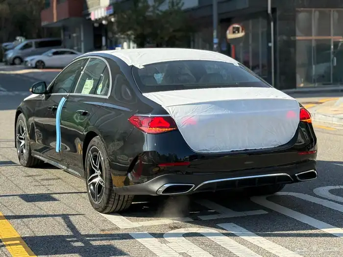 مرسيدس E300 AMG 2026 أصفار 7