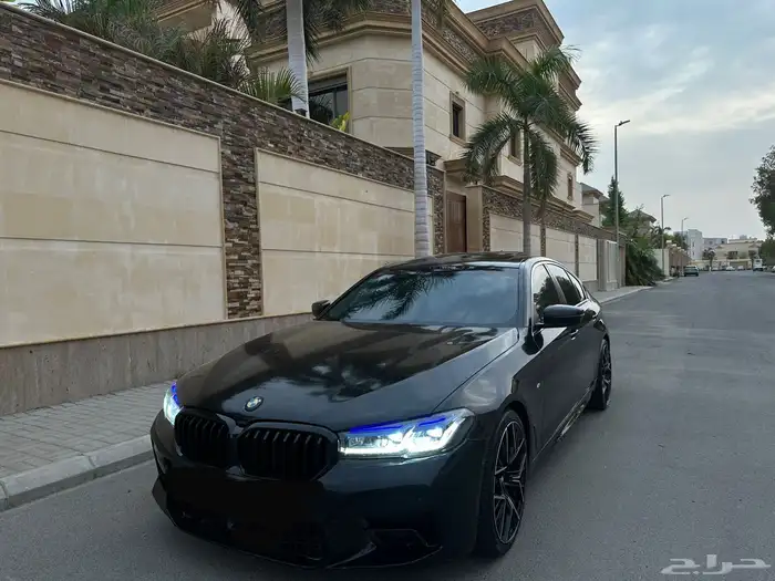 (bmw الفئه الخامسه محول 2023 ) 1