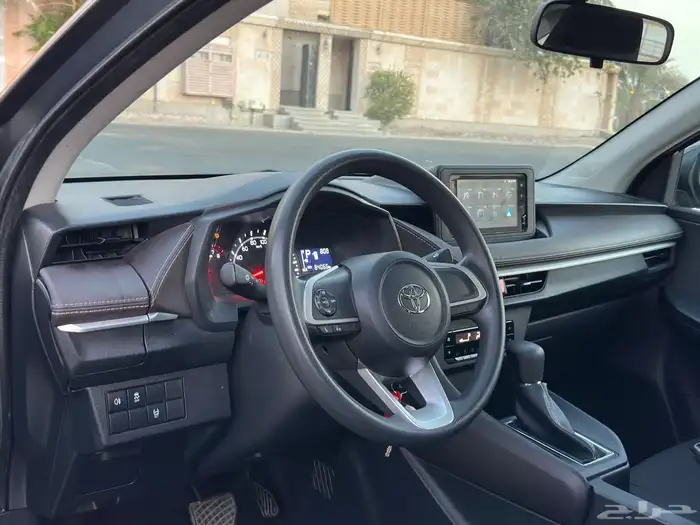 تويوتا يارس 2024 البيع 49500 بلد شبه جديدة 17