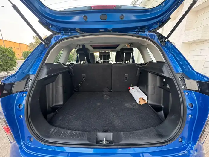 تويوتا اوربان كروزر 2024 فل كامل 12