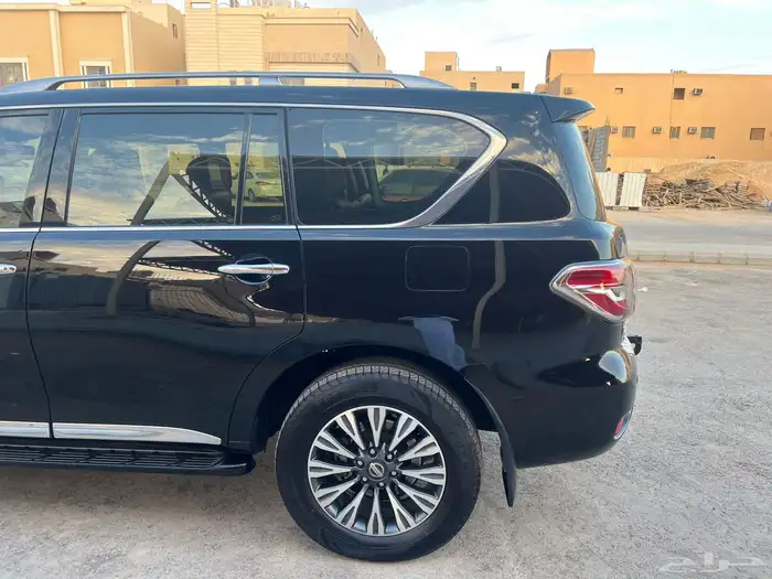 نيسان باترول 2019 بلاتينوم نظيف 5