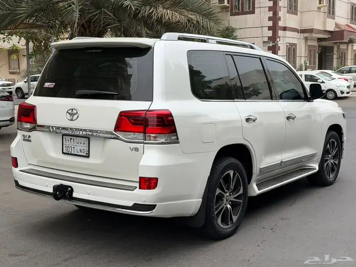 لاندكروزر قراند تورينق 2021 ديزل وكاله الحد 11