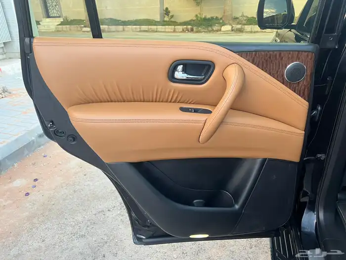 نيسان باترول 2019 بلاتينوم نظيف 40