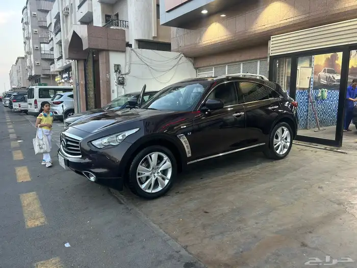 2016 انفينتي qx70 نظيفه جدا  جدا  وبودي بلد 11
