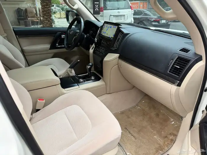 لاندكروزر قراند تورينق 2021 ديزل وكاله الحد 14