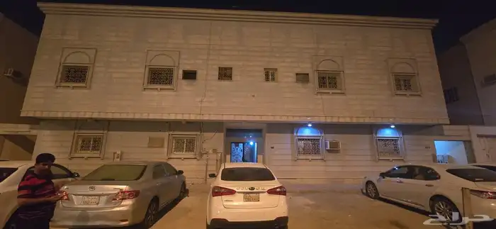 شقة للايجار بحي الملك فيصل 11