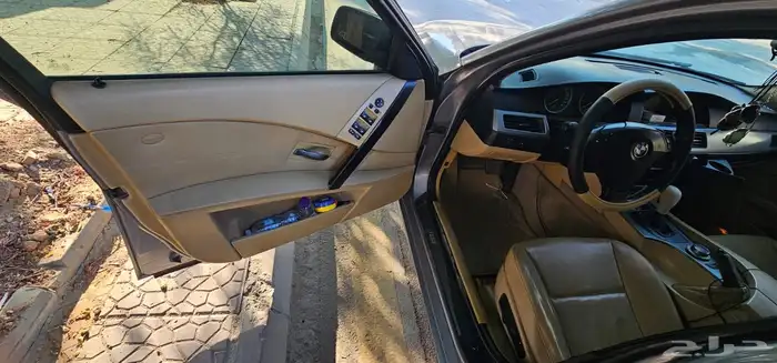 بي أم 523i 2007 0
