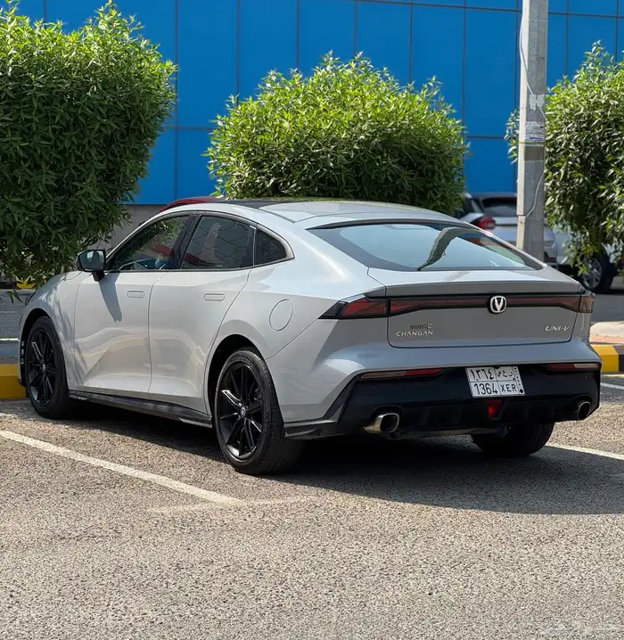 شانجان UV موديل 2024 السعر 49500 الف 4