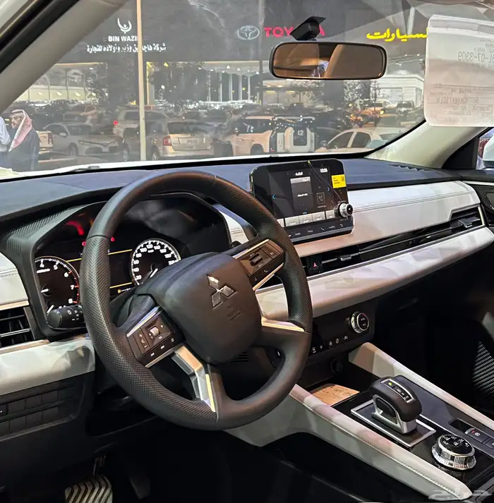 ميتسوبيشي أوتلاندر استاندر 2025 أقل هامش ربح بنوك 4