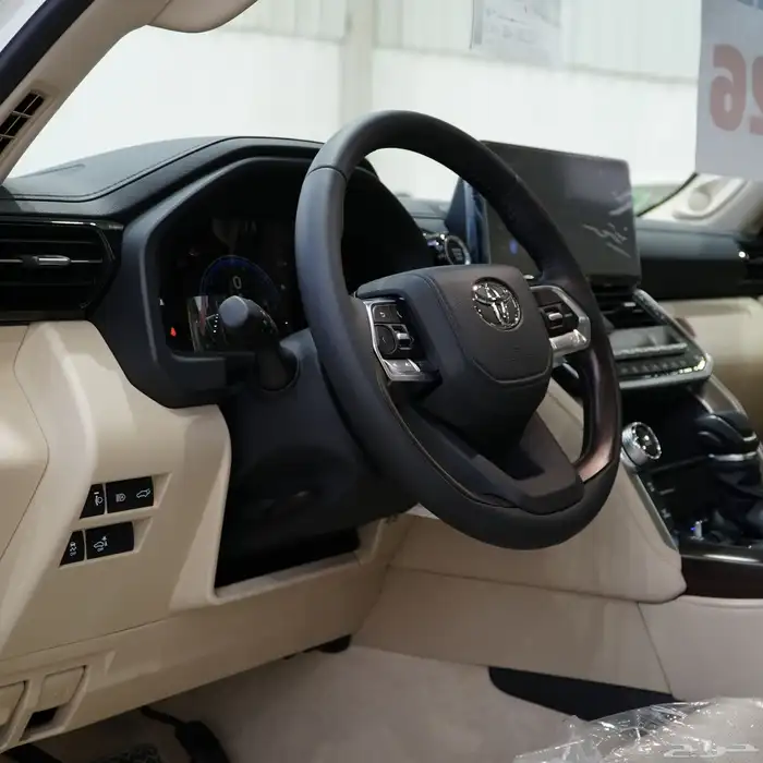 لاندكروزر GXR L5 الساير 2026 4