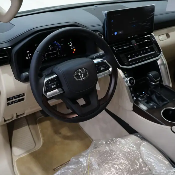 لاندكروزر GXR L5 الساير 2026 5