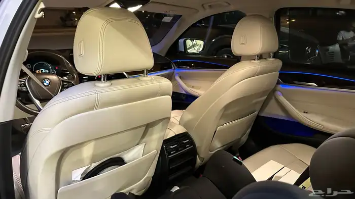 BMW 520 Luxury بي ام دبليو الفئة الخامسة فل كامل 10