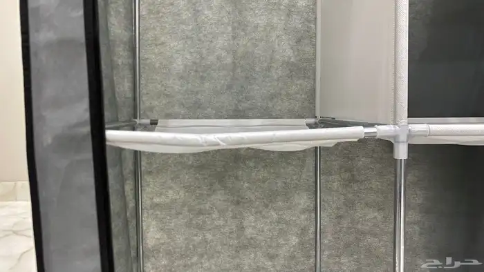 دولاب ملابس قماشي مع رفوف   نظيف جد ا 2