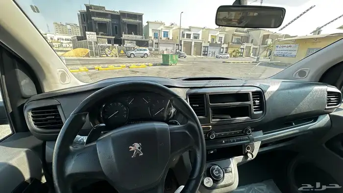 باص بيجو اكسبيريت 19