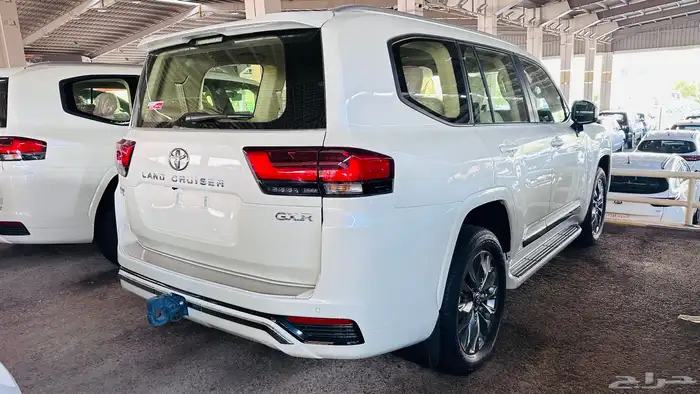 تويوتا جكسار 4 ديزل 2024 جديد للبيع كاش وأقساط 7