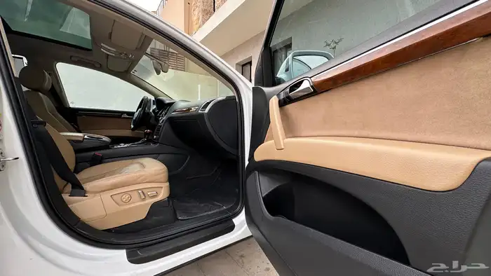 جيب اودي Q7 موديل 2014 فل كامل 27