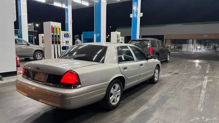 فورد فكتوريا 1