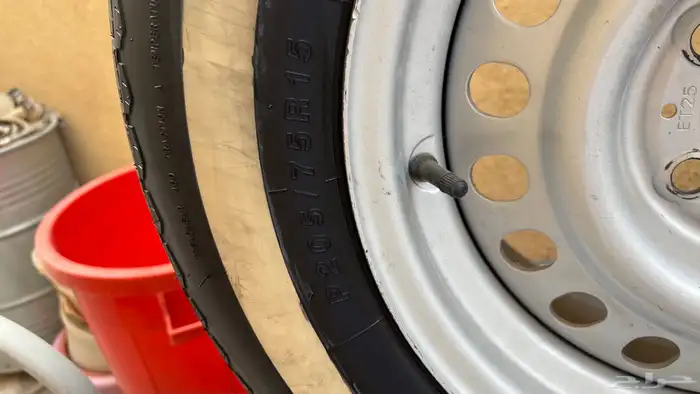 جنوط مرسدس وكفرات خط لهايلوكس 2005 وتحت 1