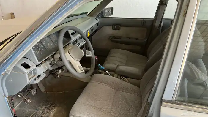 نيسان متين ال المديل 1982 4