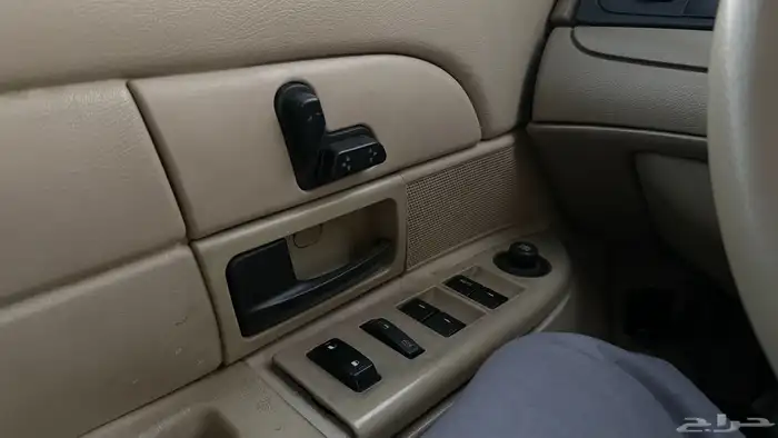 فور كراون فكتوريا 2011 بوليسي 21